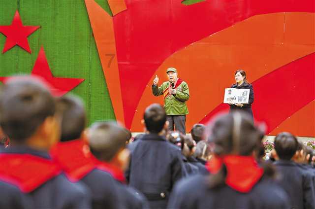 拍卖官许莹的人生多元选择